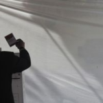 Alarm Bahaya Kepala Daerah Dipilih DPRD