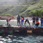 FOTO: Tim Gabungan Temukan Bangkai Kapal Tenggelam di Labuan Bajo
