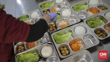 Bersebelahan Kandang Babi, Pengelola SPPG di Sragen Pasrah Direlokasi