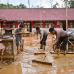 Pascabanjir dan Longsor di Tapteng, Pelajar Bersekolah di Tenda Darurat