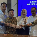 Ormas Madas Cabut Laporan Terhadap Wakil Walkot Surabaya Armuji